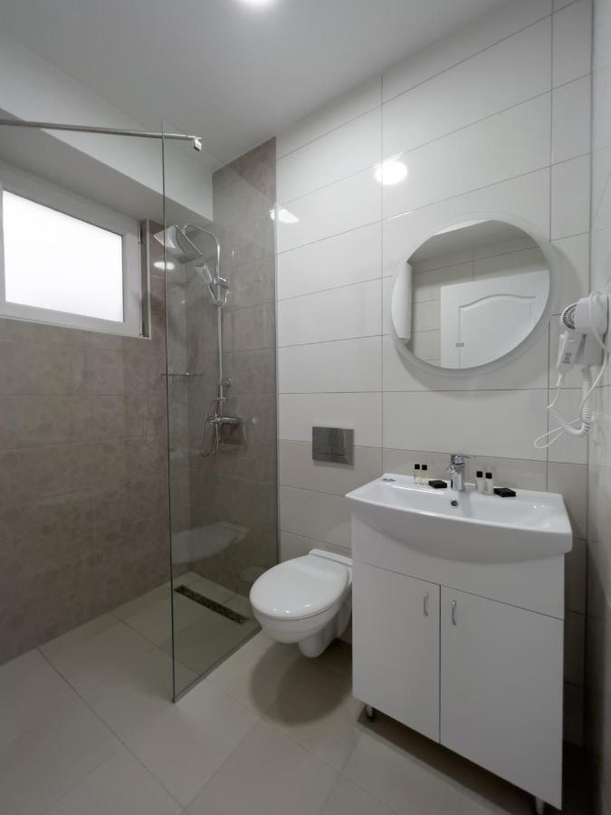 Serenity Downtown Apartments Ohrid Bagian luar foto