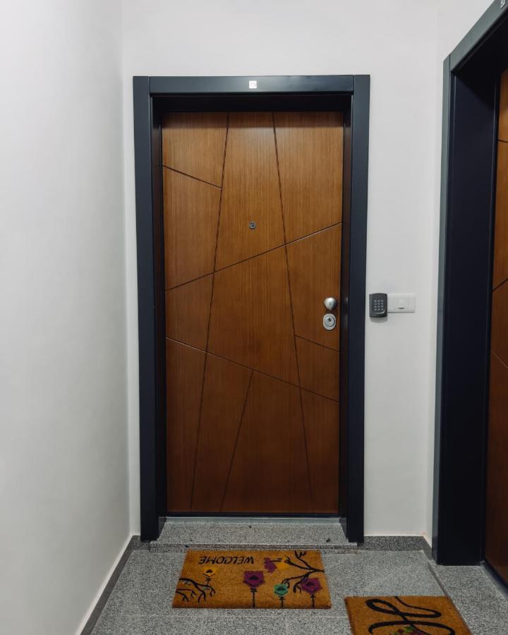 Serenity Downtown Apartments Ohrid Bagian luar foto