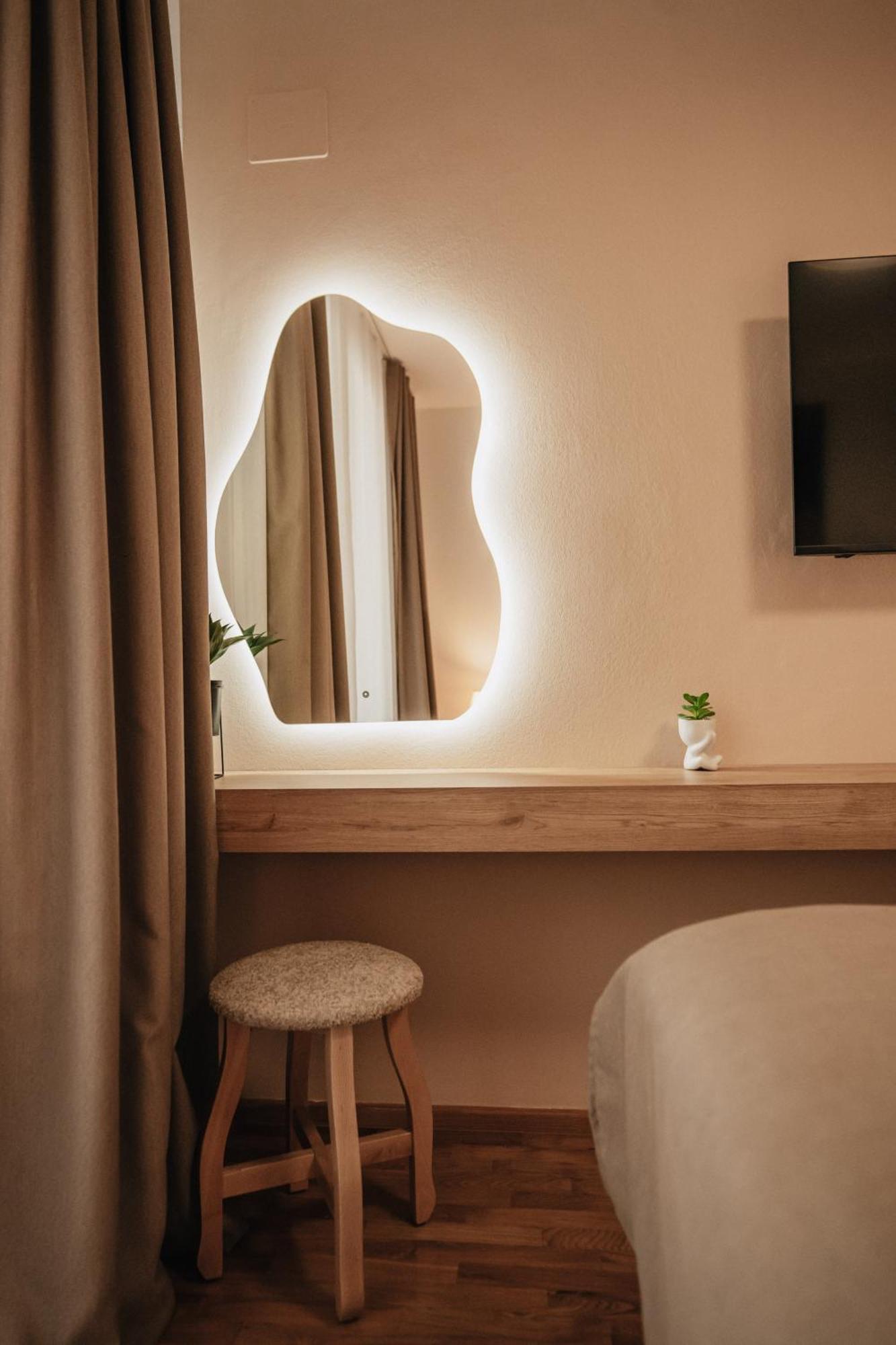 Serenity Downtown Apartments Ohrid Bagian luar foto