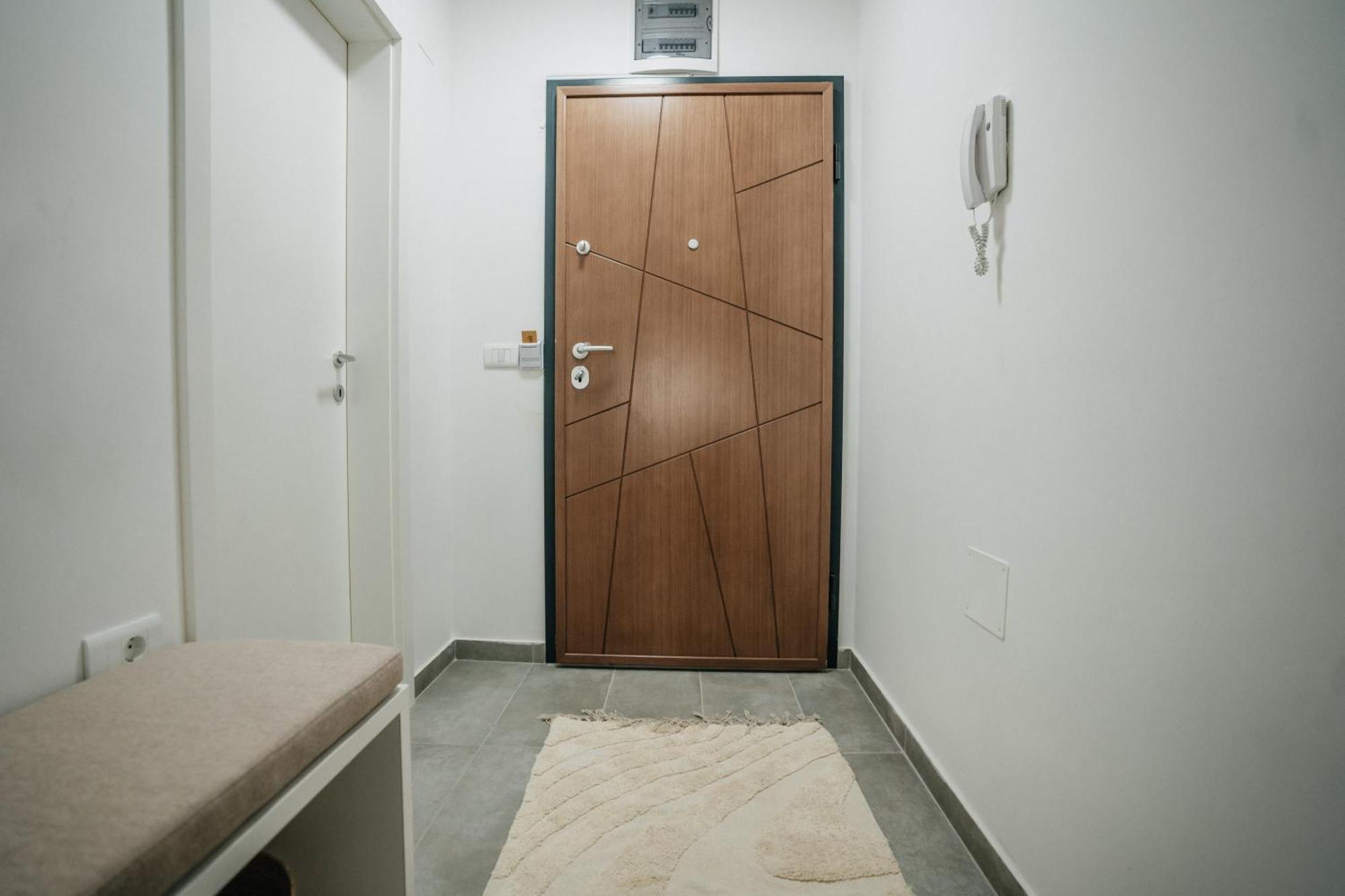 Serenity Downtown Apartments Ohrid Bagian luar foto